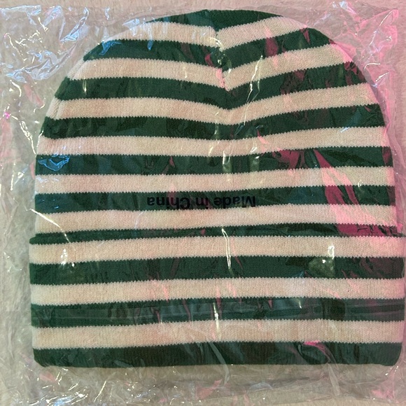 UNISEX A.L.F. Beanie - Picture 5 of 5